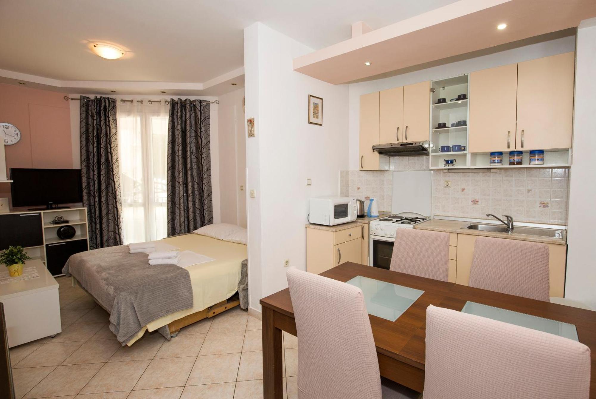 Apartman Roza Omiš Esterno foto