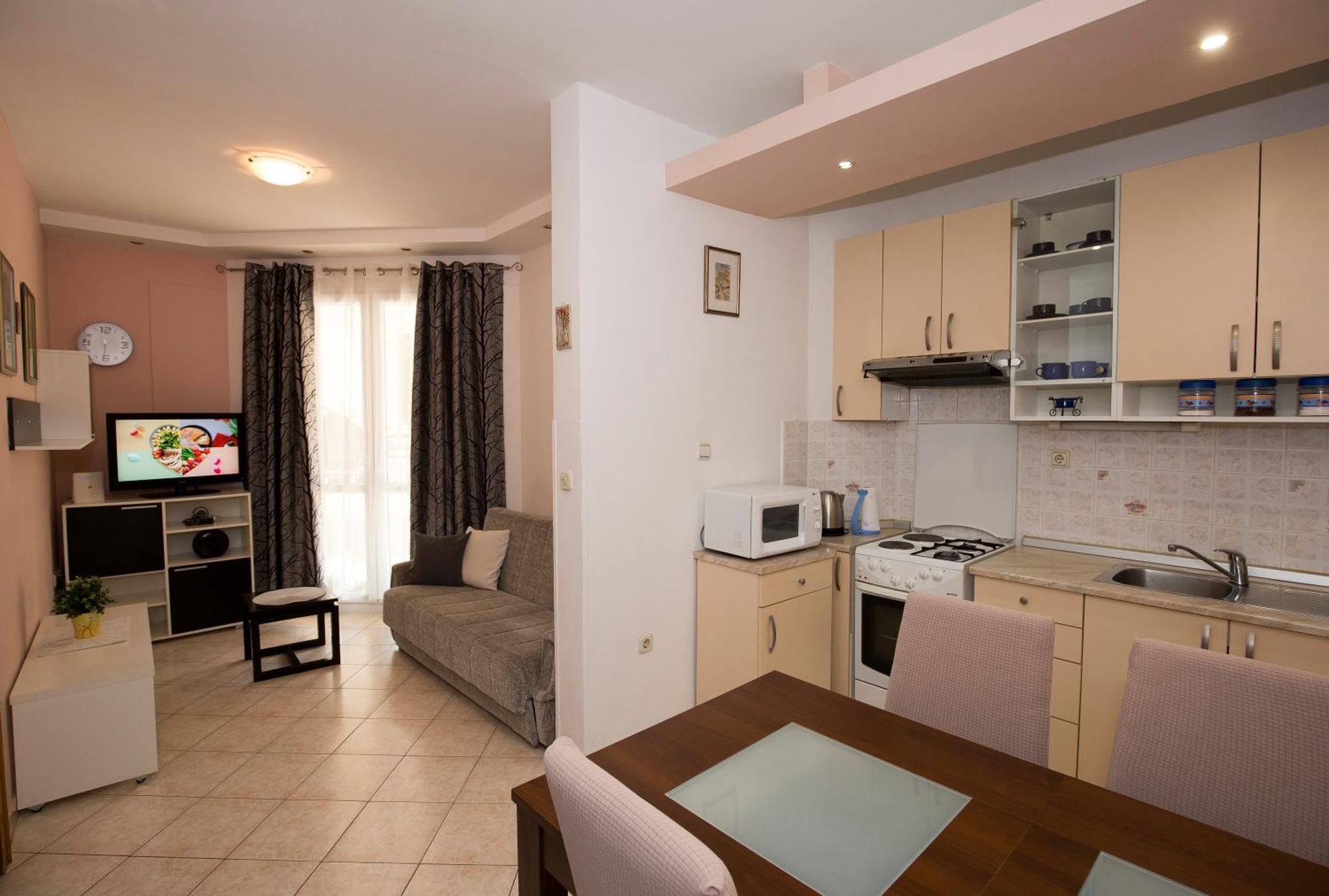 Apartman Roza Omiš Esterno foto