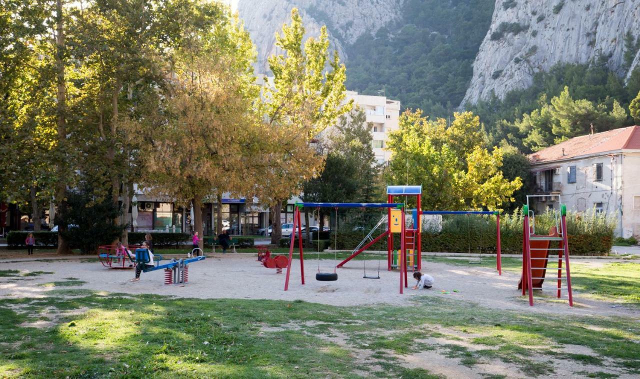 Apartman Roza Omiš Esterno foto